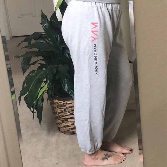 Andrew Marc Pants - 🍁Marc New York sweatpants 🍁
